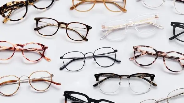 کمک هزینه بهزیستی برای خرید عینک به ۱.۵ میلیون تومان رسید