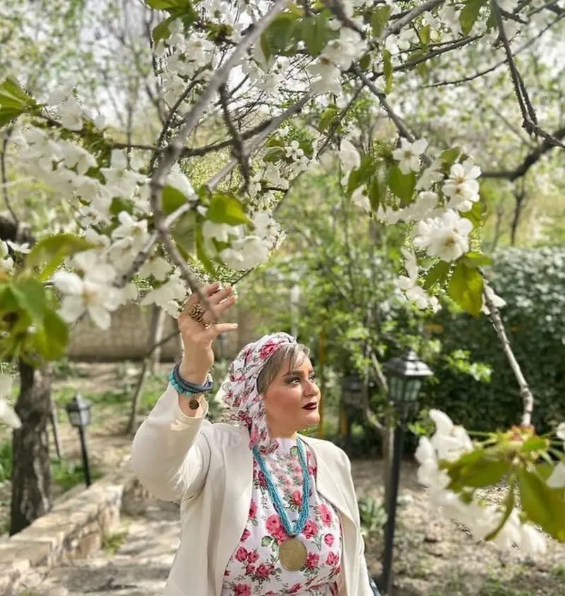 نعیمه نظام‌دوست
