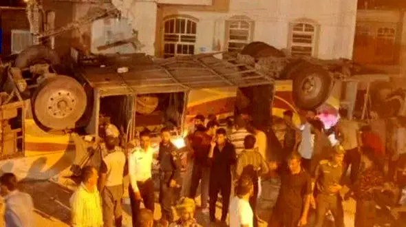 48 کشته و مصدوم در فاجعه تصادف اتوبوس زائران پاکستانی در دهشیر یزد