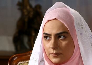 رونمایی از مادر واقعی سمانه پاکدل، بازیگر نقش مهتابِ سریال دلنوازان /چه مامان خوش انرژی داره + عکس