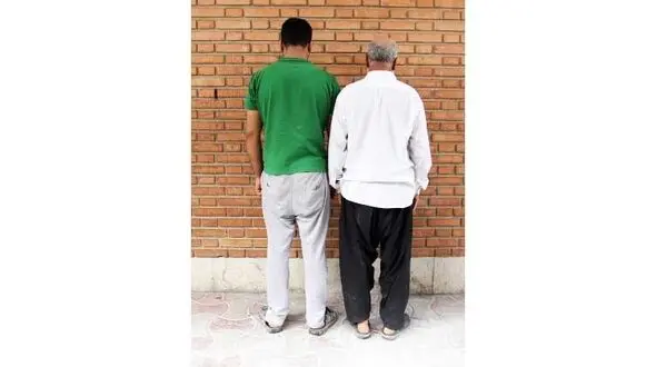 شلیک تیرخلاص پیرمرد  به یک زن در جلوی خانه پدرش / قاتل از هرات به تهران گریخت