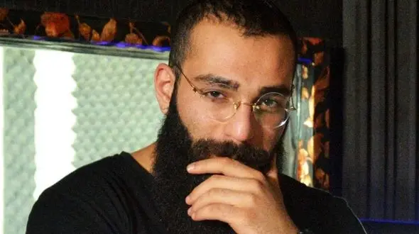 نقش حمید صفت در سریال بامداد خمار+ عکس اصلان خواستگار محبوبه