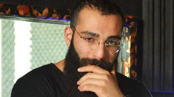 نقش حمید صفت در سریال بامداد خمار+ عکس اصلان خواستگار محبوبه
