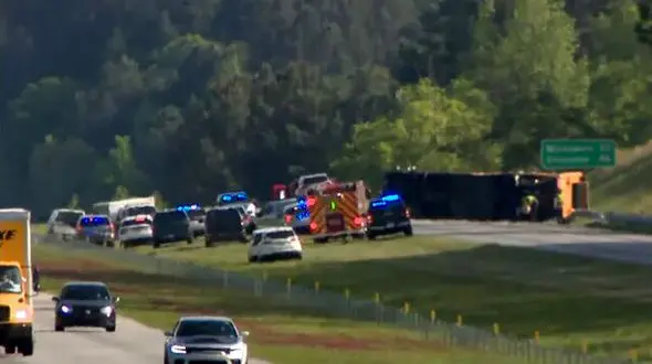 واژگونی اتوبوس مدرسه در «کارولینای جنوبی» قربانی گرفت