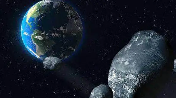 خطر از بیخ گوش زمین گذشت!