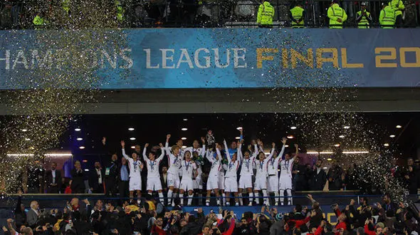 اتفاق عجیب و تاسف‌بار در پاویون ورزشگاه آزادی در روز فینال لیگ‌قهرمانان!