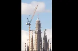 معرفی بلندترین کلیسای جهان؛ نمادی از هنر و تاریخ در اوج + فیلم