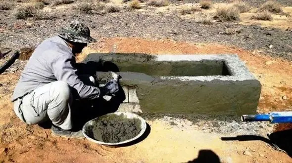 ساخت 30 آبشخور برای حیات وحش حکم یک قاضی برای شکارچی غیرمجاز