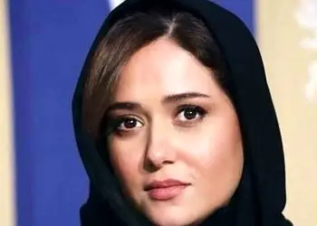 آینه و شمعدون مسی و کاسه های مینا کاری شده سفره هفت سین خوشگل پریناز ایزدیار/ چقدر باسلیقه چیده+عکس