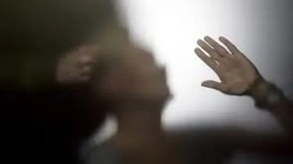 قتل 10 کودک توسط خانواده در سال 98 / تورم 800 درصدی قوانین را بی اثر می کند/ لایحه تامین امنیت زنان ناکارآمد خواهد بود