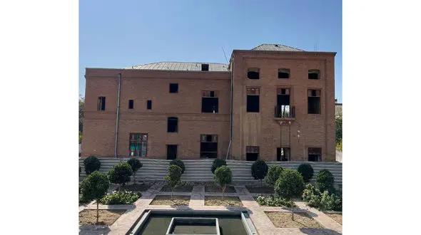 مرمت یک خانه تاریخی در منطقه 14 شهرداری تهران همچنان روی هوا / باغ سلیمانیه در حال ویرانی است + عکس