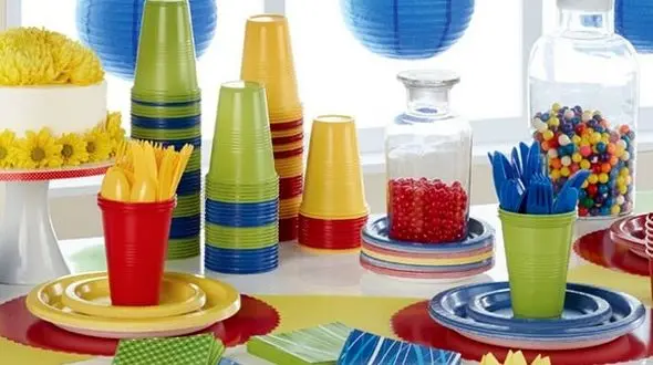 قیمت انواع ظروف یکبار مصرف در بازار