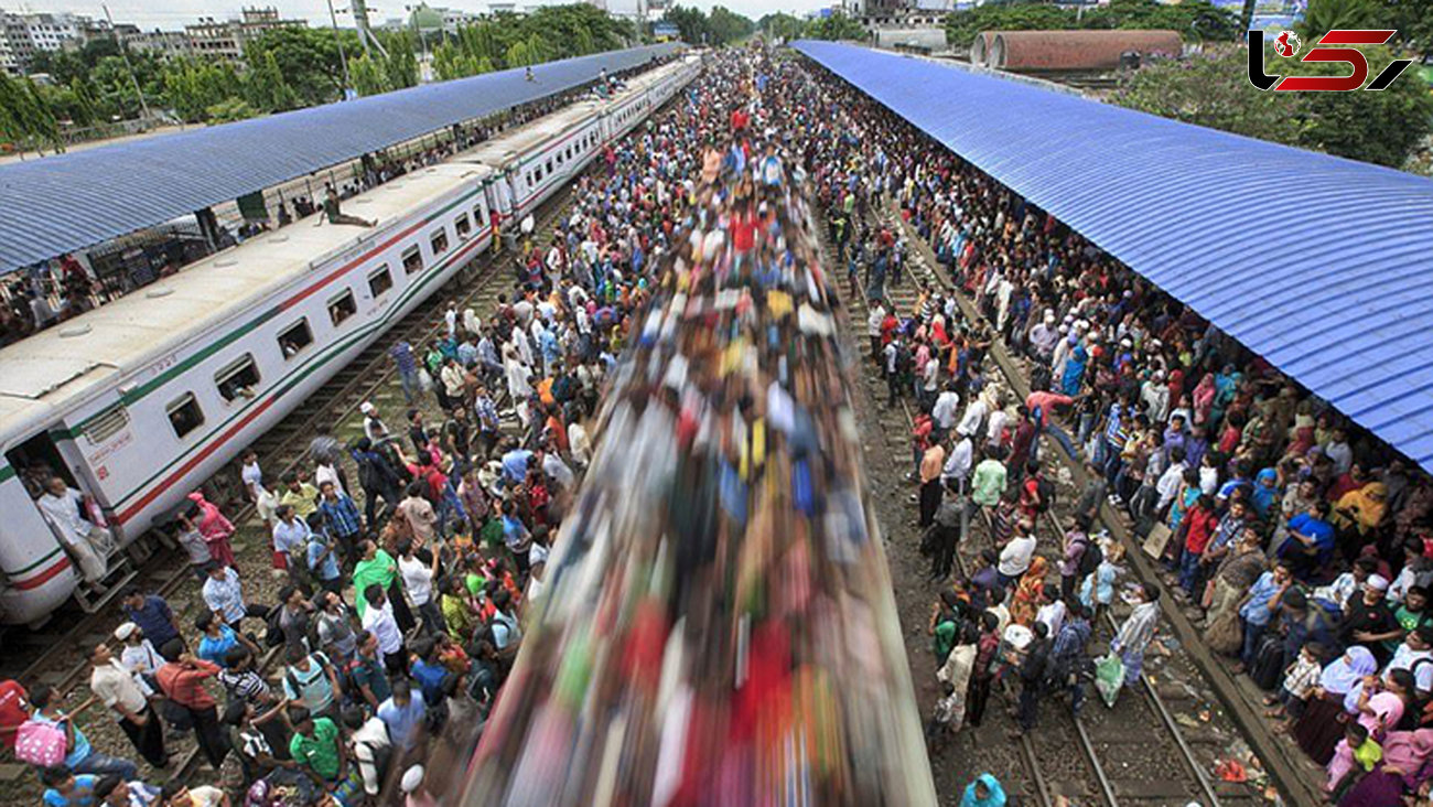 تصاویر شوکه‌کننده از ازدحام مسافران قطار در بنگلادش 