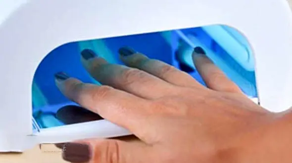 ارتباط کاشت ناخن با نازایی زنان