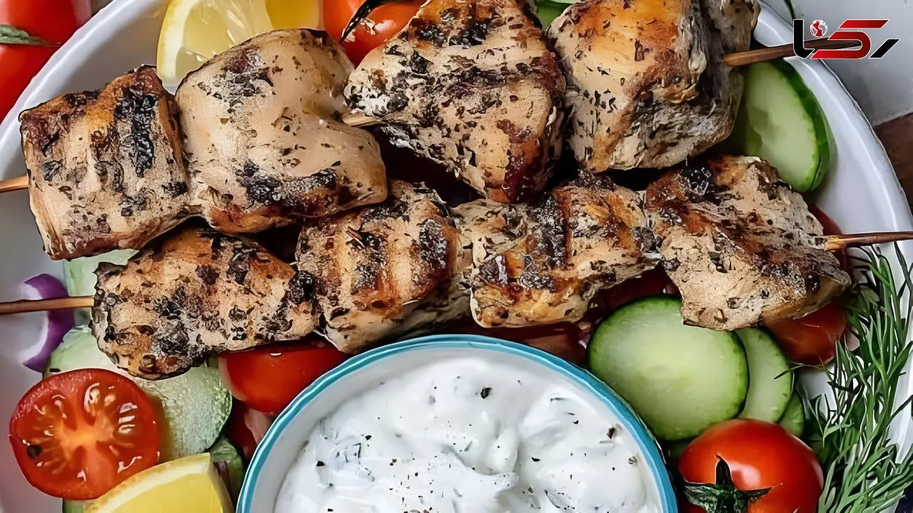 جوجه کباب ماستی برای دورهمی؛ دستور تهیه جوجه‌ ای نرم و خوشمزه