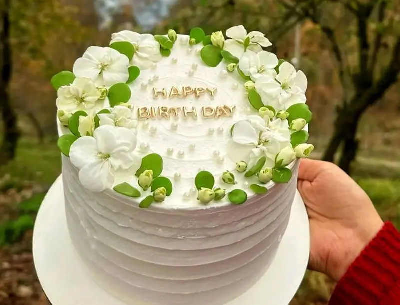 کیک تولد  زیبا کرمعلی 