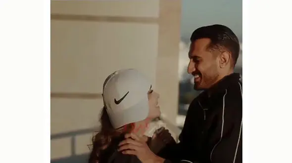 پشت پرده فیلم  عروسی فوتبالی سعید کریمی بازیکن ملوان با زنش در ورزشگاه .../ متاسفانه آتلیه فیلم خصوصی مان را منتشر کرده است ...