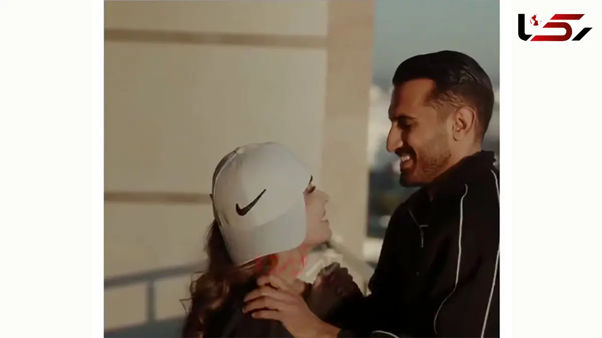 فیلم  عروسی فوتبالی سعید کریمی بازیکن ملوان با زنش در ورزشگاه .../ عروس و داماد فوتبال بازی میکنن ...اینجا واقعا ایرانه .../  توی خارج هم قفله اینجوری ...