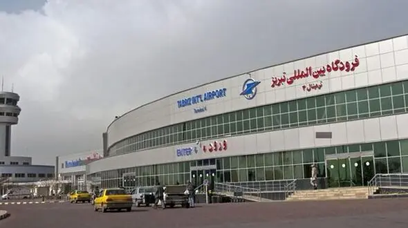 فیلم عمق گودال وسط باند فرودگاه تبریز در حمله اسرائیل به ایران !