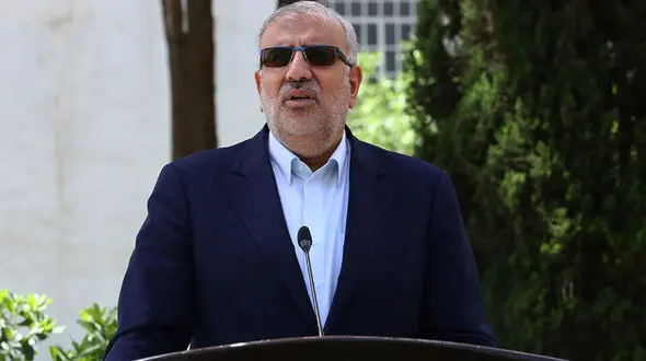 وزیر نفت برای بررسی شبکه گاز به شمال شرق کشور سفر کرد