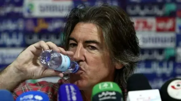 پاسخ به شائبه حالت عادی نداشتن ساپینتو در استقلال!