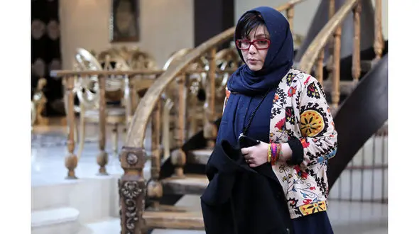 بهنوش بختیاری  و تیپ جالبش در فیلم لالاکن 