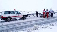 ۱۴ نفر گرفتار در برف جاده‌های استان سمنان امداد رسانی شدند