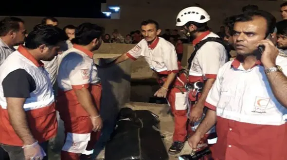 سقوط مرگبار یک گردشگر در آبشار آب پری 