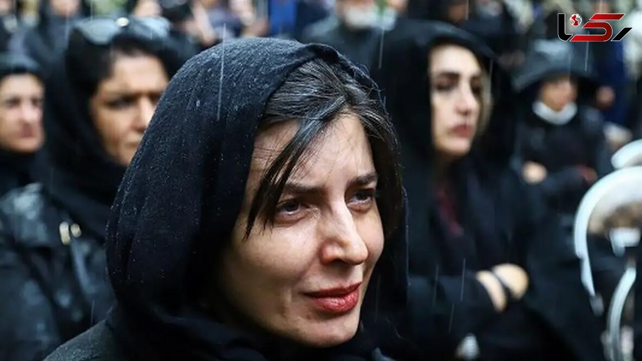 نگاهی به چیدمان میز عزای مادرشوهر  لیلا حاتمی، بازیگر فیلم «پیرپسر» با حضور حامد بهداد/ مادرِ استاد دانشگاه علی مصفا، روحش شاد و یادش گرامی