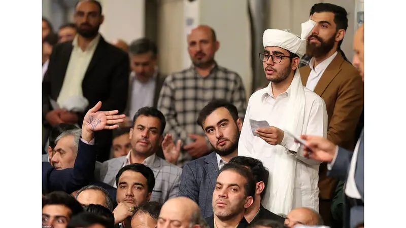 حضرت آیت الله خامنه ای رهبر معظم انقلاب در دیدار هزاران نفر از معلمان و فرهنگیان سراسر کشور به مناسبت روز معلم	