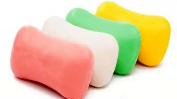 علاقه عجیب این زن به صابون سوژه رسانه ها شد