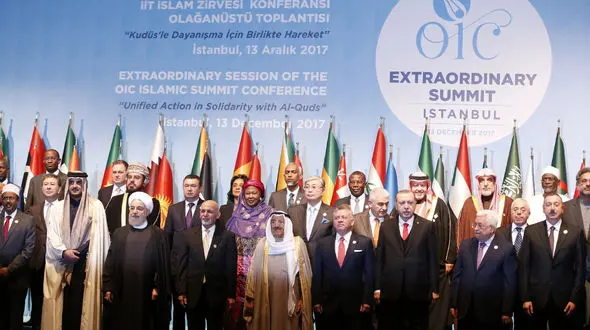 حسن روحانی در عکس یادگاری اجلاس سازمان همکاری اسلامی در کنار چه کسی ایستاد؟ + عکس 