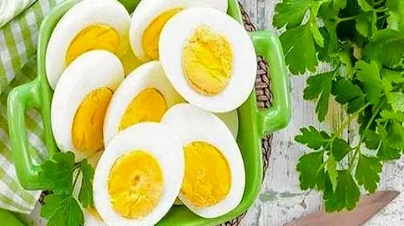 مصرف تخم مرغ در تغذیه نوزادان مهم است