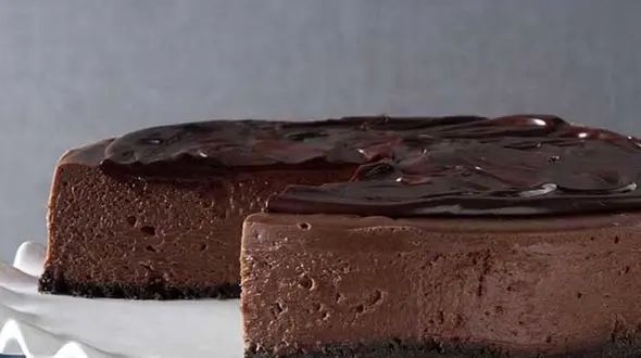 طرز تهیه چیز کیک شکلاتی بدون فر و با فر
