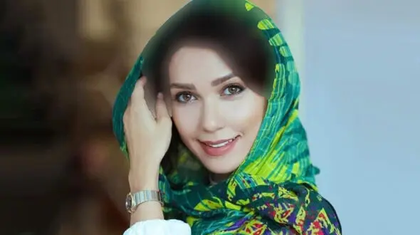 شهرزاده کمال‌زاده با تابستانی‌ترین لباس‌هایش در روزهای پاییزی جلب توجه کرد
