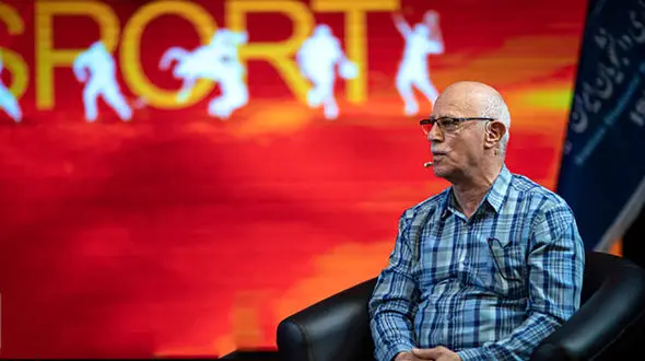 به خاطر پروین از تیم ملی کنار گذاشته شدم/ شلیک به عکس داماد در ماه عسل!