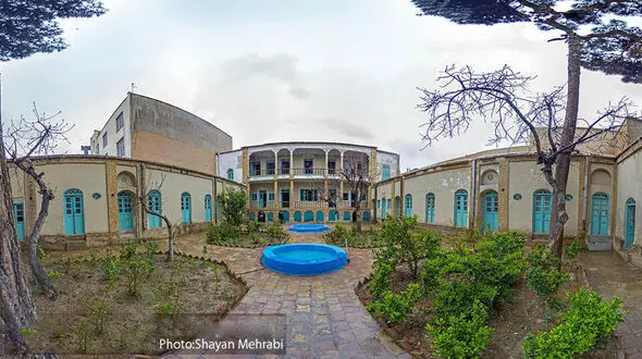اگر به تهران آمدید از خانه موتمن الاطبا دیدن کنید + فیلم