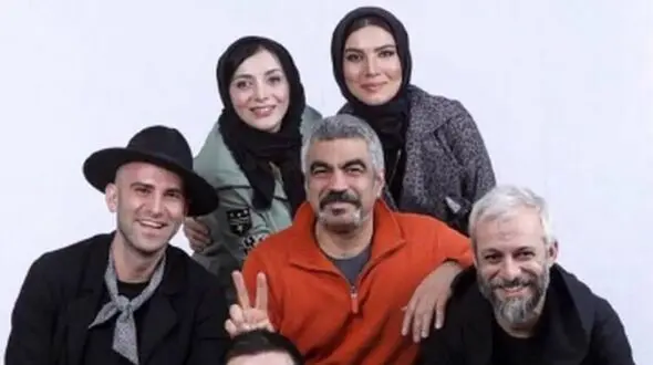 یواشکی های عاشقانه بازیگران سریال لیسانسه ها در کنار همسر و فرزندانشان/ از امیر کاظمی عاشق و امیرحسین رستمی تا رویا میرعلمی و شباهت همسر بهنام تشکر به عادل فردوسی پور