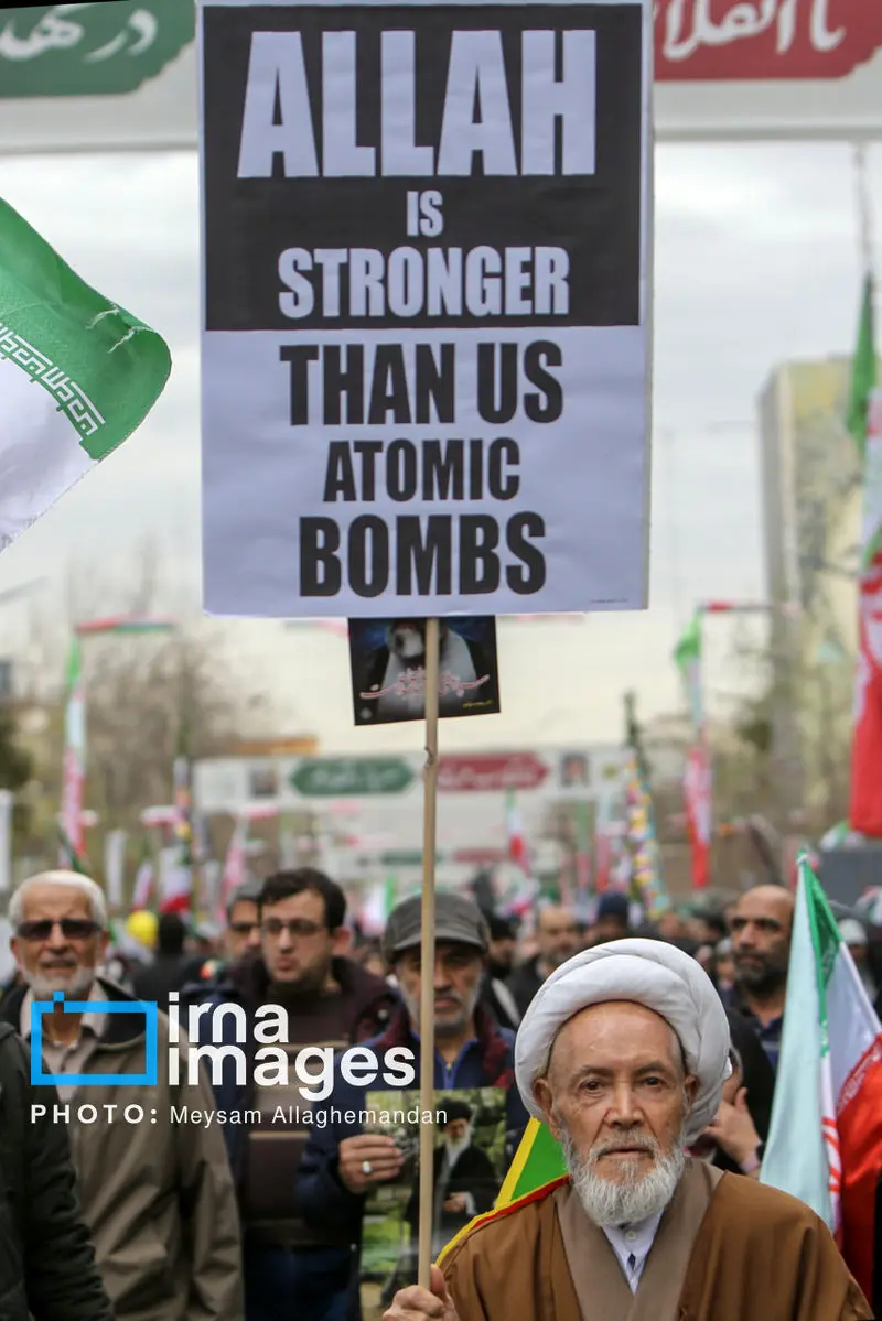 حضور مردم ایران در راهپیماتیی 22 بهمن 1404