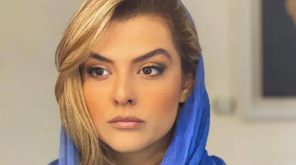 عکس کودکی دنیا مدنی در روز تولد پدرش