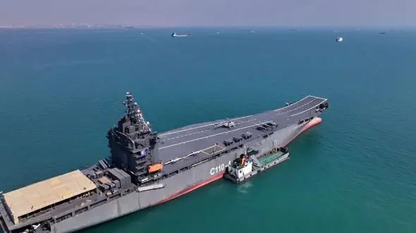 شلیک موشک‌ها با برد ۱۰۰۰ کیلومتر از ناو پهپادبر/ بالگرد و شناورهای هوشمند روی پهپادبر چند منظوره متحرک 