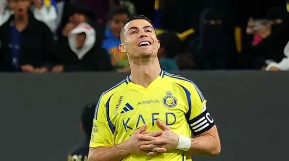 رونالدو با بمبی جدید: انتقال از النصر به غول فوتبال برزیل!