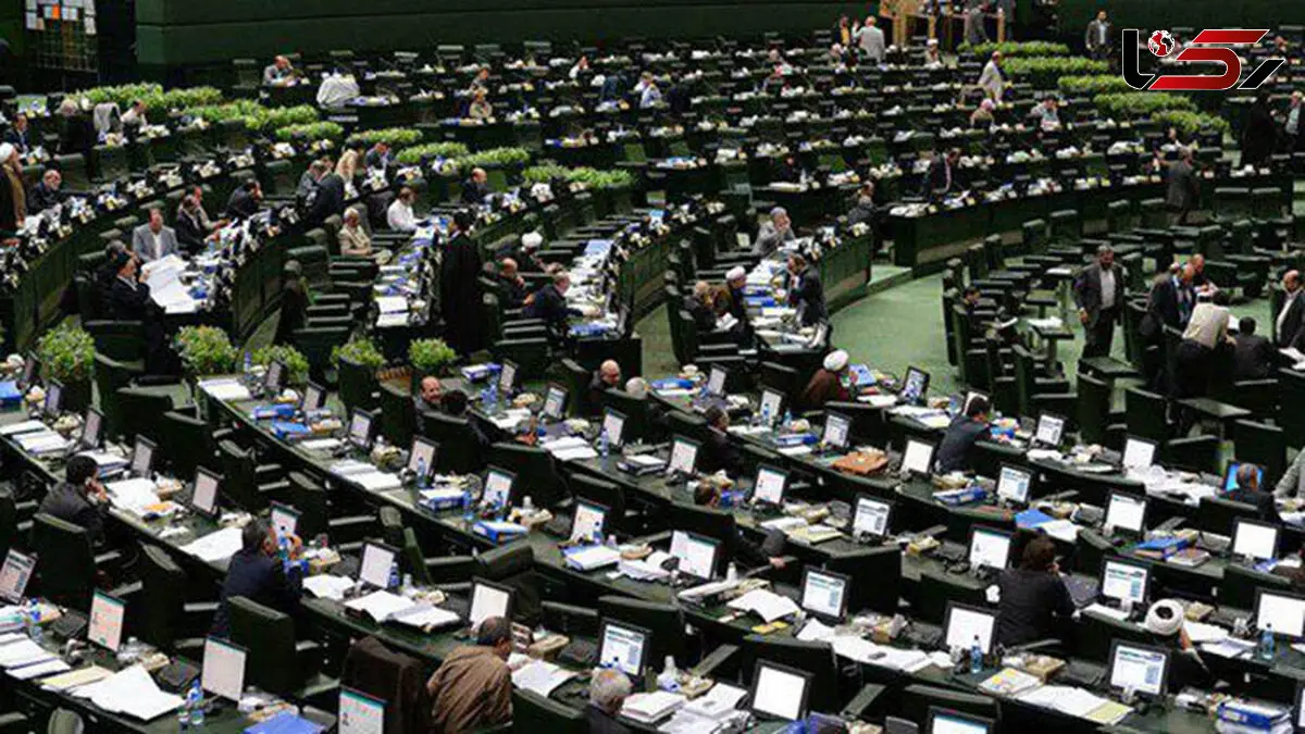 نقد تند نماینده مجلس به روحانی: جلوی بریز و بپاش‌های مدیران و ژن های خوب را بگیرید 