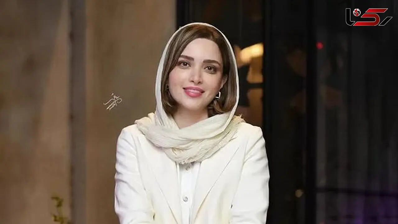 فیلم / احساساتی شدن و گریه بهنوش طباطبایی در کنسرت این خواننده خوش‌صدا/ بنمای رخ که باغ و گلستانم آرزوست؛ بگشای لب که قند فراوانم آرزوست