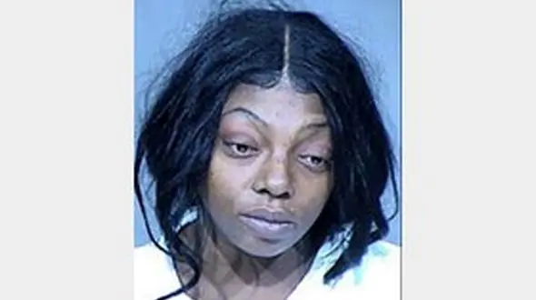 این زن از ترس مرد مزاحم  به پسرش شلیک کرد! + عکس / امریکا