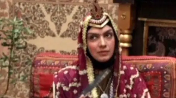 فیلم / الیکا عبدالرزاقی: خانم بازیگران اشکمو درآوردند وقتی ... / بعد  قهوه تلخ شهرت عجیبی پیدا کرده بودم ...  و من شر حاسد اذا حسد