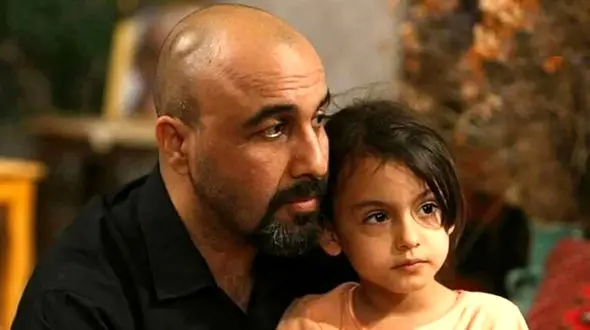 زیبایی دختر رضا عطاران در جوانی ! + عکس های جذاب و بیوگرافی نیکی نصیریان