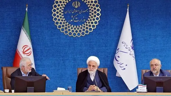 توقف ۱۱۸ پروژه به دلیل مشکلات قضایی/ تغییر دولت‌ نباید قراردادهای حاکمیتی را مخدوش کند