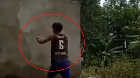  پسر شعبده باز کار دست خود داد  + فیلم !!!