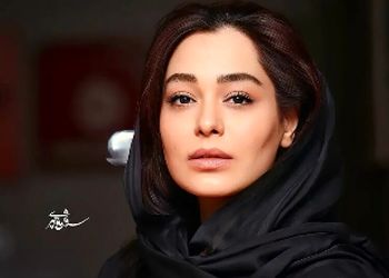 حس و حال خوش دخترونه سانیا سالاری با رفیقش!